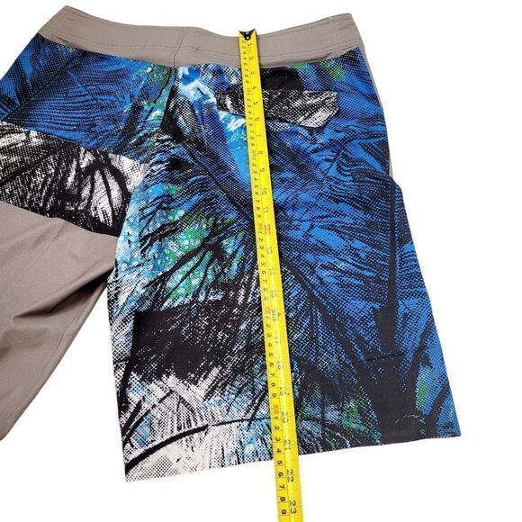 2/$20 Oakley Grey & Blue Swim Pants Size: 34 - Picture 8 of 8